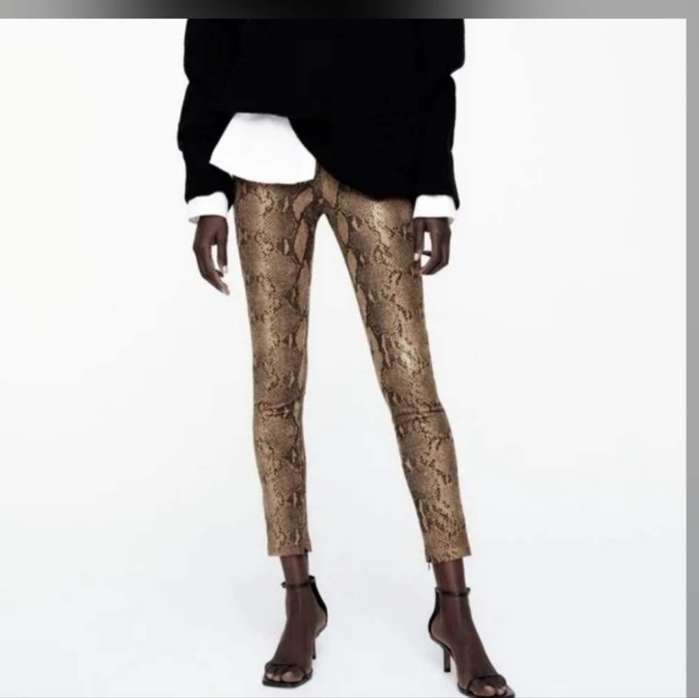 Anthropologie Snakeskin Zippered Moto Legging Pants W32 Brown Matte